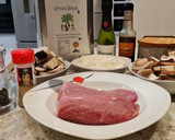 Foto del paso 1 de la receta: Solomillo de cerdo champiñones y shiitake al cava