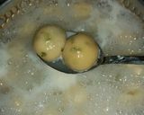 Foto langkah ke 7 dari resep Cilok ayam kuah seblak.