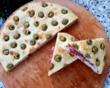 Foto del passaggio 9 della ricetta Focaccia alle olive