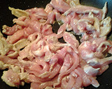A picture of step 2 of Green bean pork stir fry.