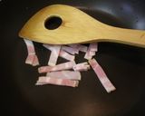 A picture of step 2 of Coffee Creamer Pasta Carbonara.