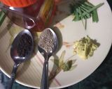 A picture of step 1 of Lemongrass Tea.