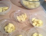 A picture of step 1 of Vickys Individual Trifle Puddings.