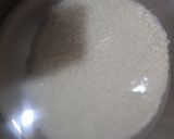 A picture of step 2 of Yellow pulao.