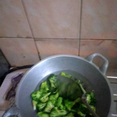 Cara Mudah Membuat Seputar Dapurcara Membersihkan Dan Menyimpan Brokoli