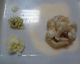 A picture of step 3 of Shrimp in Chili Sauce.