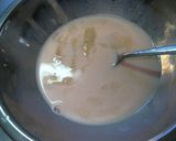 A picture of step 4 of Easy Tri-Colored Diamond-Shaped Bavarois.