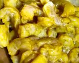 A picture of step 1 of Poi chingudi curry (Prawns cooked with basella and vegetables).