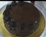 A picture of step 7 of Dark Chocolate Cake.