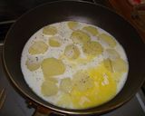 A picture of step 3 of Potatoes Cooked in Milk.
