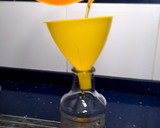 Foto del paso 7 de la receta: Aceite de pimiento rojo
