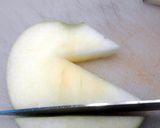A picture of step 19 of Apple Swan.