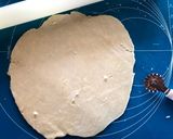 A picture of step 1 of Decorate your pies.