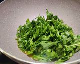 A picture of step 2 of Spinach Sandwich.