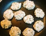 A picture of step 4 of No Need for Binding With These Soft Hanpen Fishcake Patties.