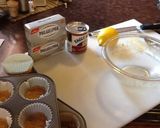 A picture of step 1 of Cheesecake Cupcakes!.