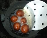 A picture of step 4 of Gulab jamun (instant mix).