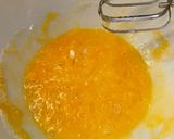 Foto del paso 1 de la receta: Bizcochuelo de vainilla en lata de membrillo