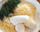 Kapros, sajtos, töltött kifli recept fázis 4 fotója