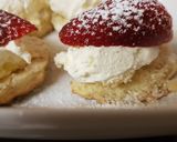 A picture of step 3 of My Quick Scones & fresh whipped cream.
