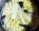Foto langkah ke 3 dari resep Mie samyang super hot.
