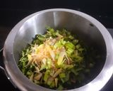 A picture of step 1 of Palak Soup.