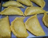 Foto langkah ke 4 dari resep Pastel renyah ekonomis.