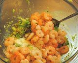 A picture of step 3 of Avocado and Shrimp au Gratin.