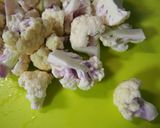 A picture of step 2 of Crispy Stir-Fried Cauliflower.
