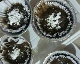 Foto langkah ke 6 dari resep Molten chocolate cake.