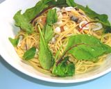 A picture of step 6 of Spaghetti Aglio, Olio e Peperoncino with Refreshing Lemony Seafood.
