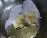 A picture of step 3 of Caramel Corn Flavored Bread Crust Snacks Made in a Microwave.