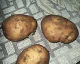 A picture of step 1 of Gajar Aloo Matar.