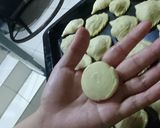 Gambar langkah 12 resipi Karipap pusar pusing2.