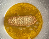 Foto del paso 5 de la receta: Sopa de caldo de verduras con galets y huevo rallado