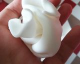 Szívtorta fondant díszítéssel recept fázis 10 fotója