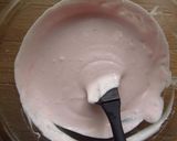 A picture of step 5 of Strawberry × Mascarpone Mousse.