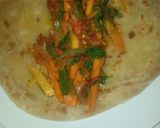 A picture of step 5 of Chapati Veg Roll.
