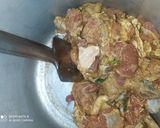 चमचमीत मटण रस्सा (mutton rassa recipe in marathi) रेसिपी स्टेप 4 फोटो 