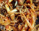 A picture of step 4 of Papaya and Mozuku Seaweed Kimchi.