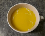 Foto del paso 3 de la receta: Dona al Microondas en Taza