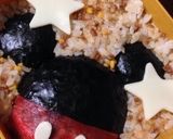 A picture of step 7 of Easy! Mickey Mouse Character Bento.