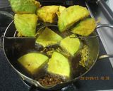 A picture of step 3 of Eggplant Pakora.