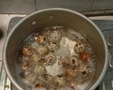 Foto langkah ke 1 dari resep Gulai Telur Puyuh Bumbu Kuning.