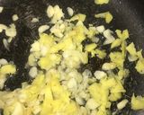 A picture of step 4 of Chicken pancake roll.