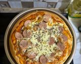 Foto langkah ke 7 dari resep Pizza Sosis.