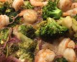 Spicy Shrimp and Broccoli In Chipotle Wine Broth recipe step 4 photo