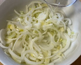 Foto del paso 2 de la receta: Cebolla caramelizada en microondas - rápida y fácil