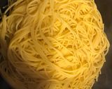 A picture of step 1 of Stir Fried Shrimp and Veggies Pasta.
