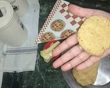 A picture of step 4 of Cheesy Aloo Paratha.